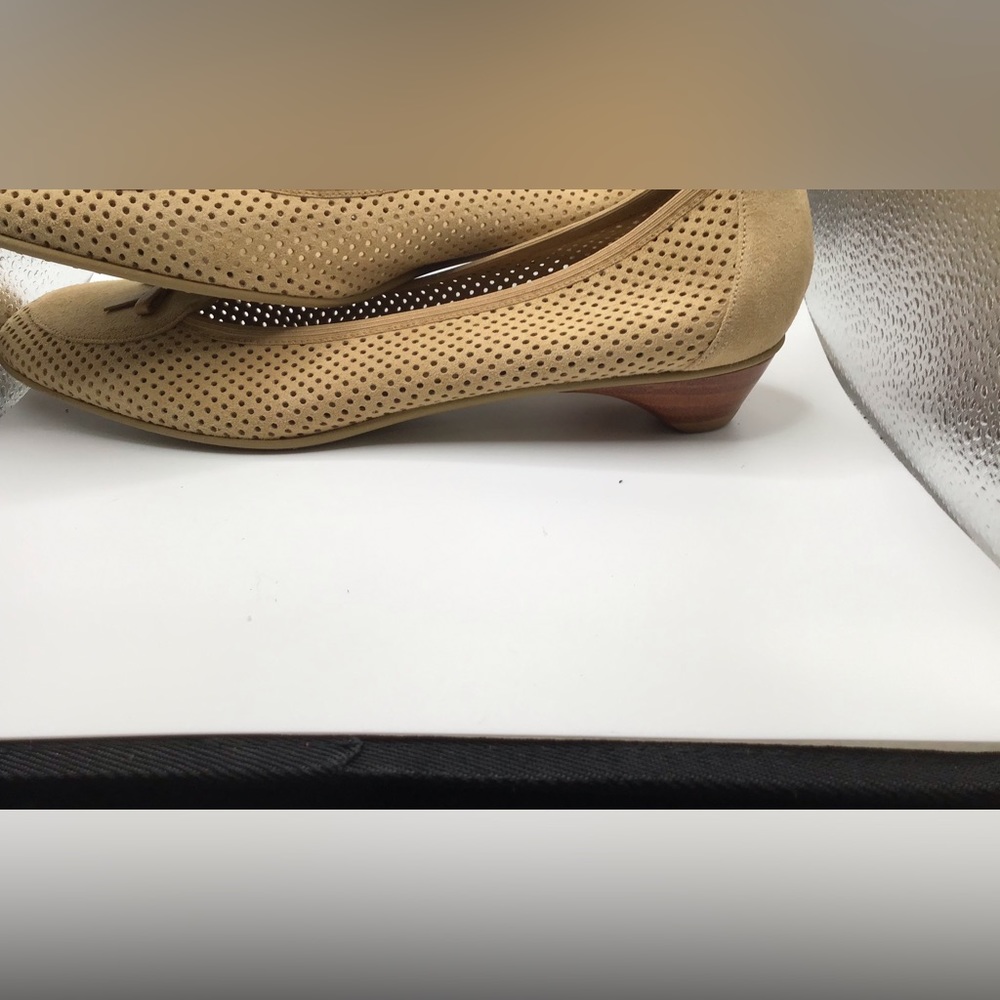 stuart weitzman boots tan